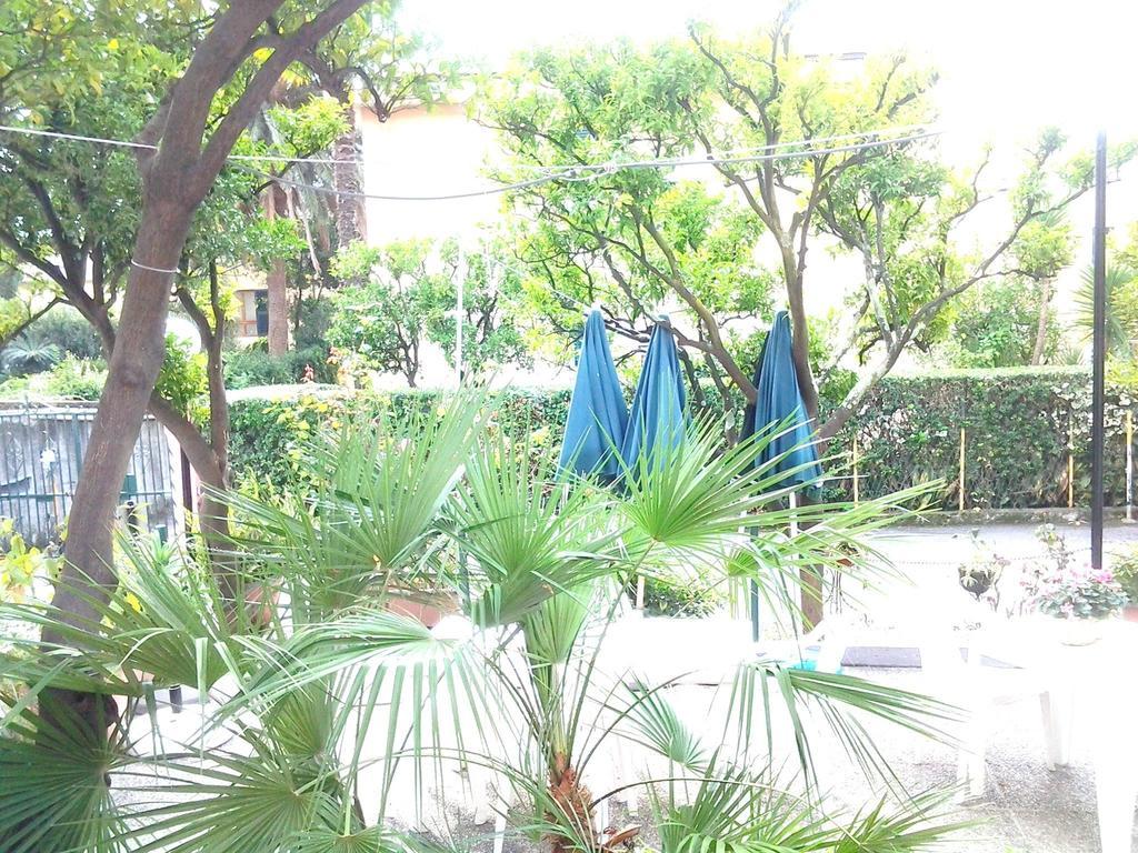 נרווי Hotel Piccolo Eden מראה חיצוני תמונה